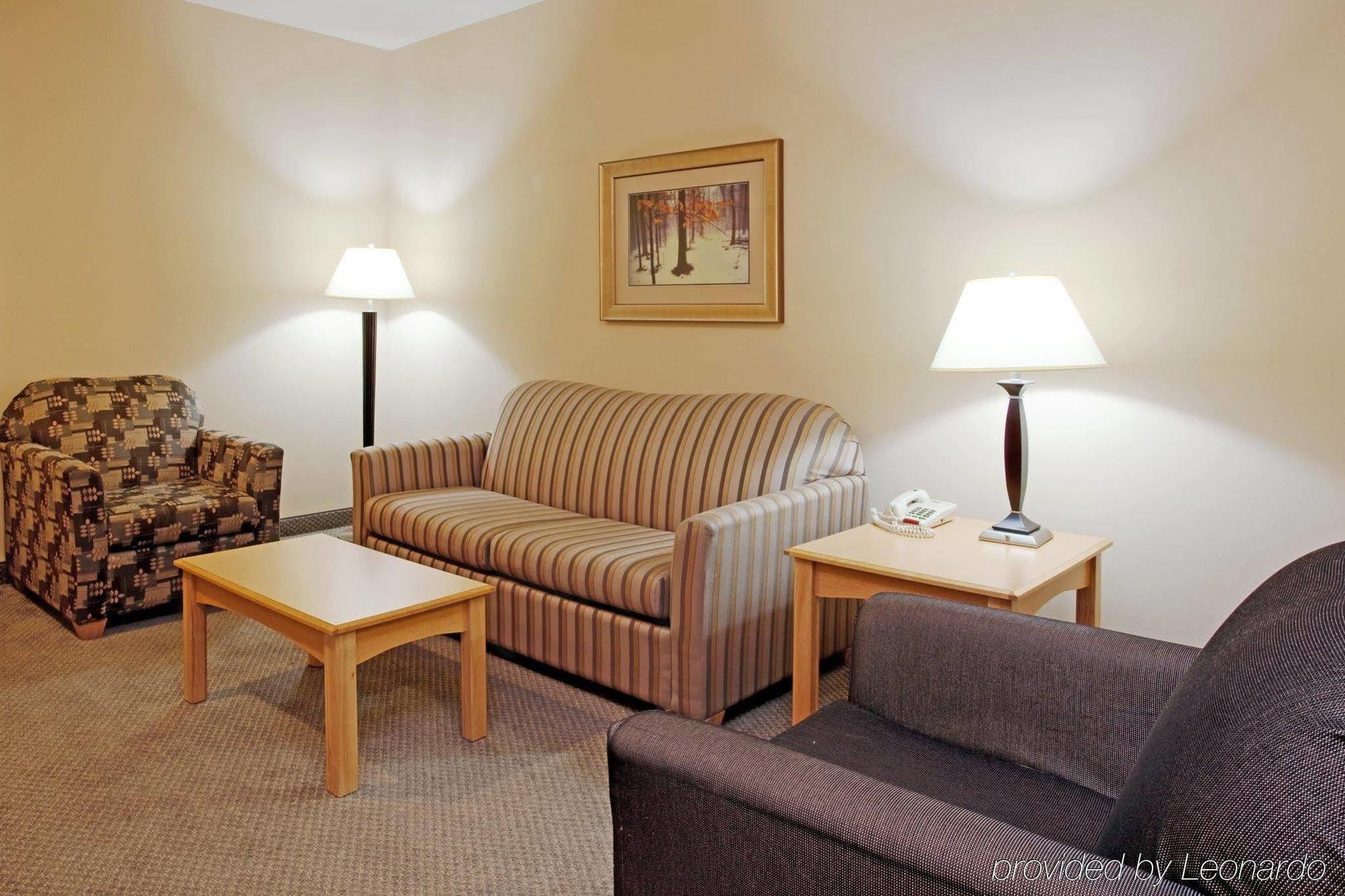 Holiday Inn Express & Suites Amarillo By Ihg Zimmer foto